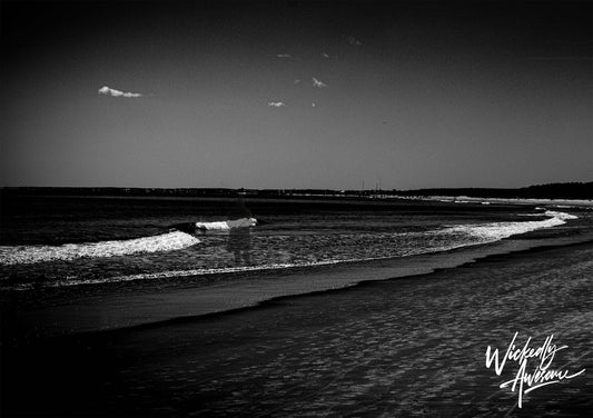 The Pawleys Island Gray Man: A Story of Unwavering Love and Sacrifice