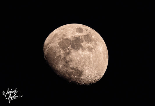 Lunar Lunacy: How to Snap the Perfect Moon Photo